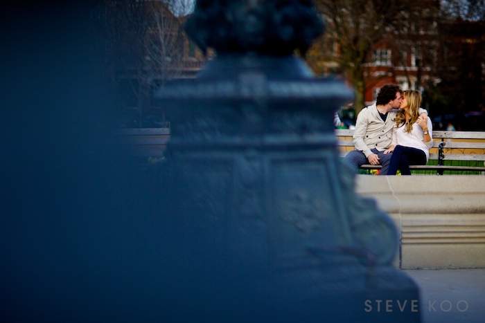 wicker-park-fountain-engagement