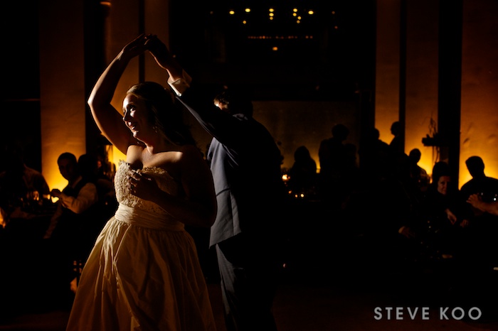 first-dance-wedding-photo-chicago