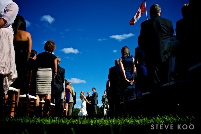 outdoor-wedding-ceremony-photo