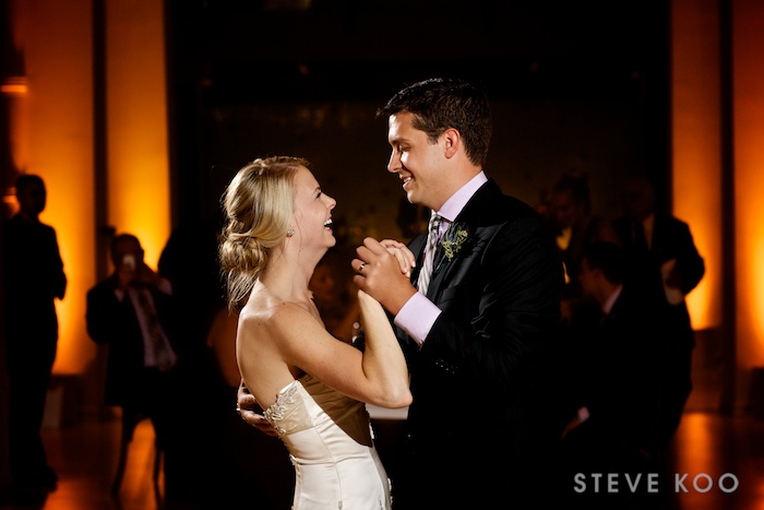 river-east-art-center-wedding-first-dance