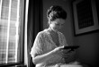 bride-reading-note