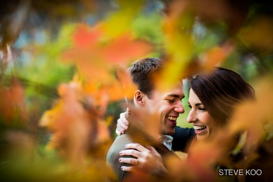 fall-engagement-photos