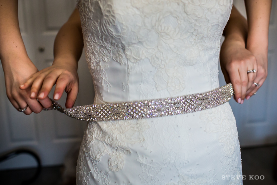 brides-dress-belt