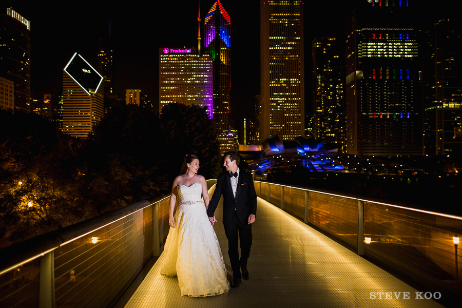 art-institute-chicago-night-wedding