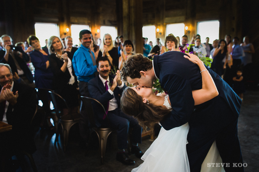 barn-wedding-chicago-photos