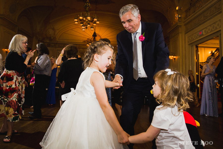 chicago-symphony-center-wedding-photo-028