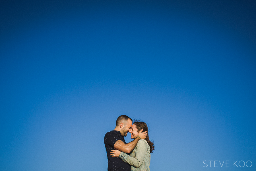 engagement-photos-at-home-003