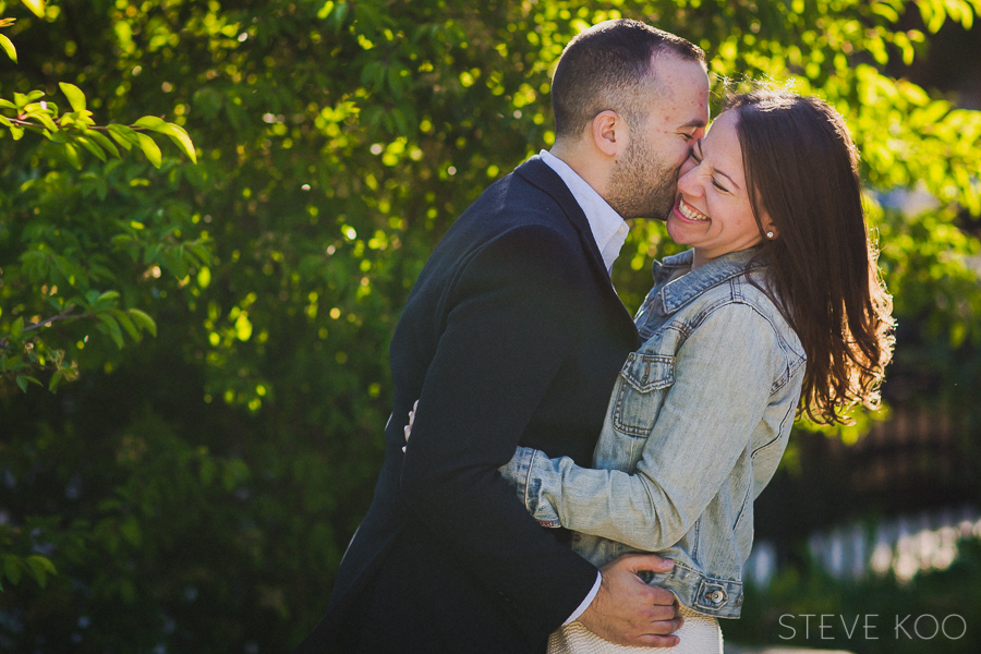 engagement-photos-at-home-006