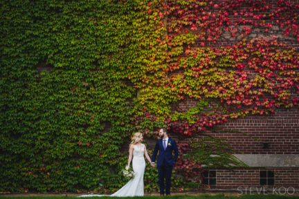 fall-changing-leaves-wedding-photo
