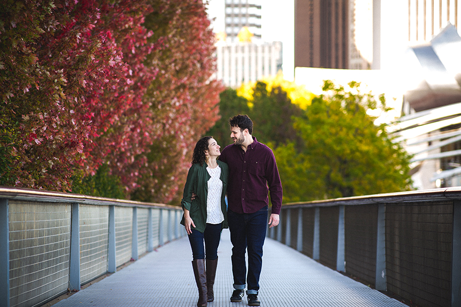 downtown-chicago-fall-engagement-photos-06